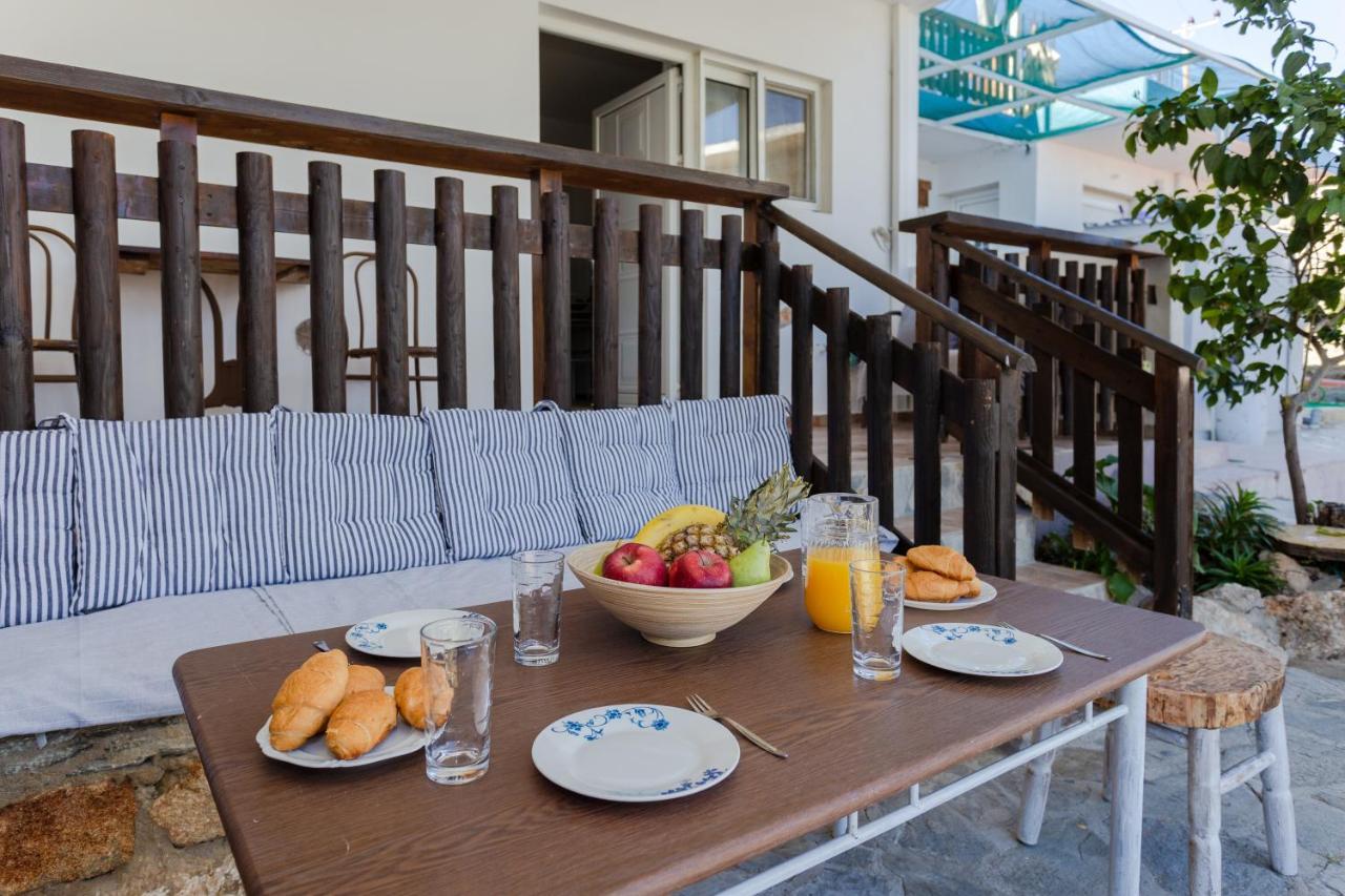 Christos Studios And Family Apartments Stegna Bagian luar foto