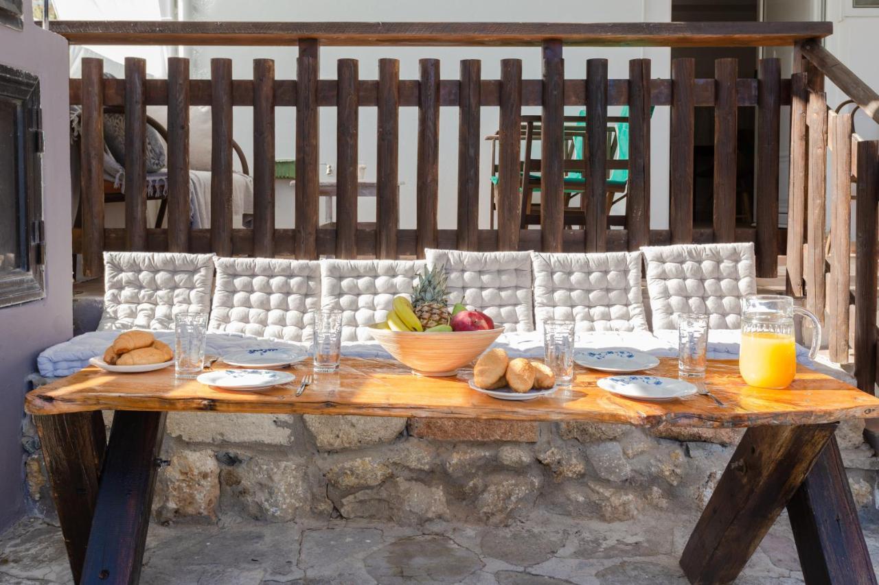 Christos Studios And Family Apartments Stegna Bagian luar foto