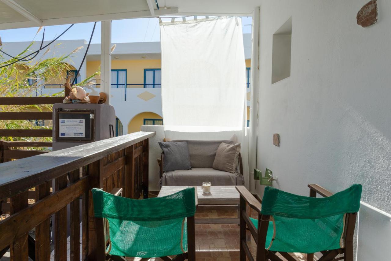 Christos Studios And Family Apartments Stegna Bagian luar foto