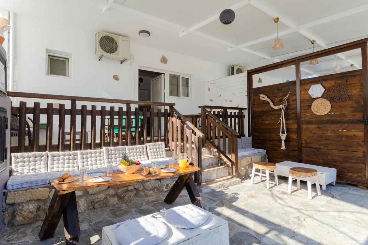 Christos Studios And Family Apartments Stegna Bagian luar foto
