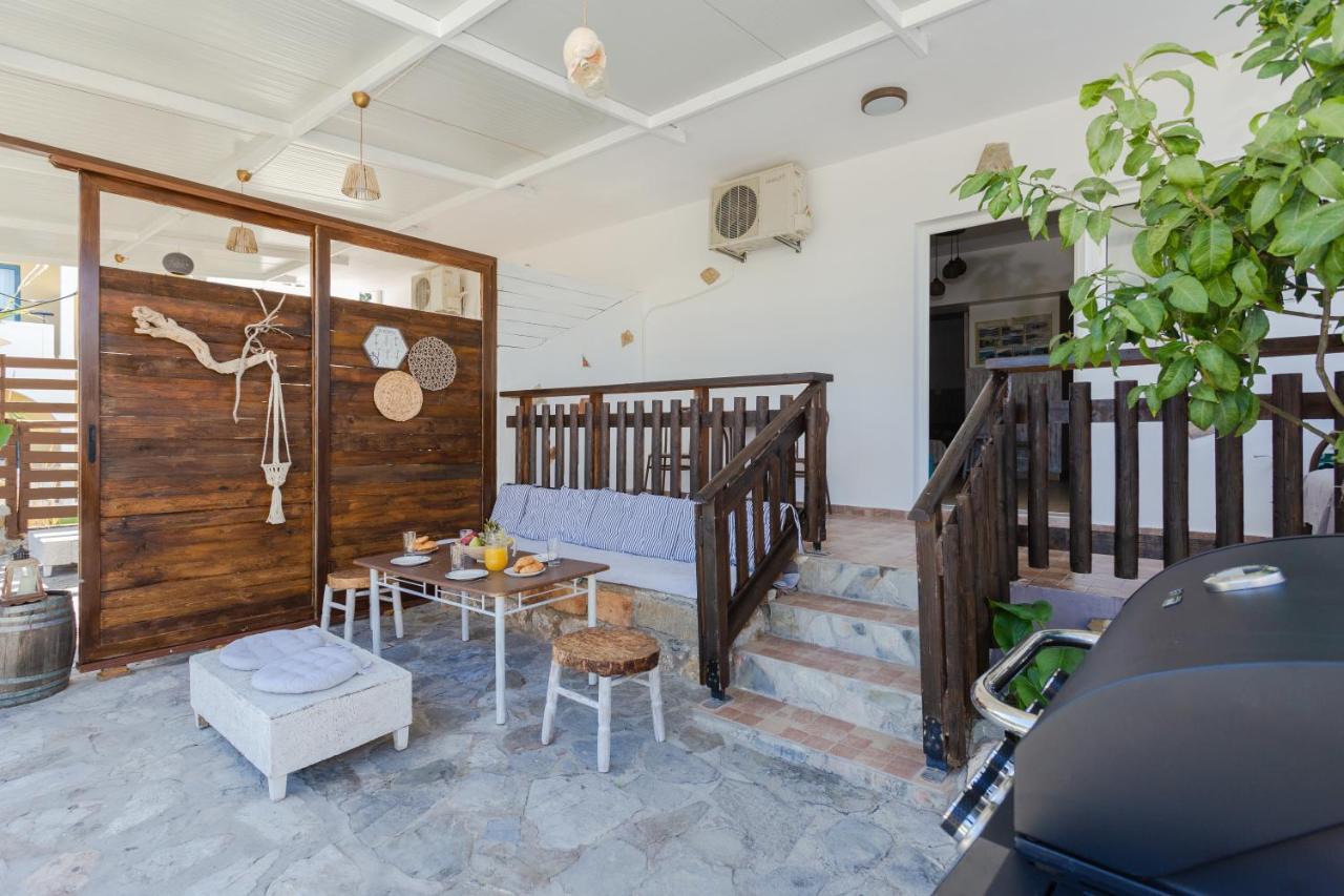 Christos Studios And Family Apartments Stegna Bagian luar foto
