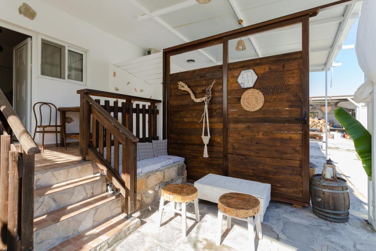 Christos Studios And Family Apartments Stegna Bagian luar foto