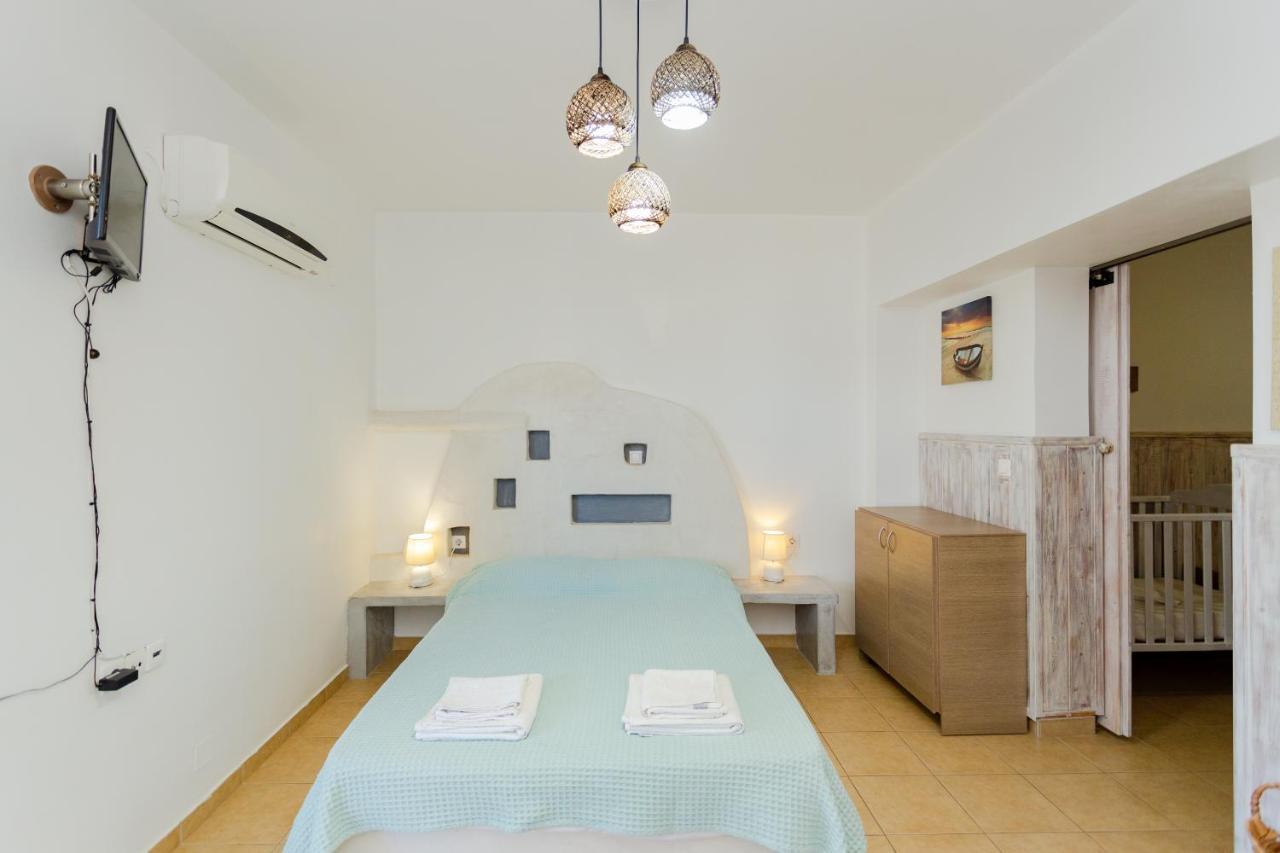 Christos Studios And Family Apartments Stegna Bagian luar foto