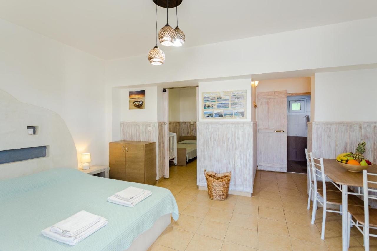 Christos Studios And Family Apartments Stegna Bagian luar foto