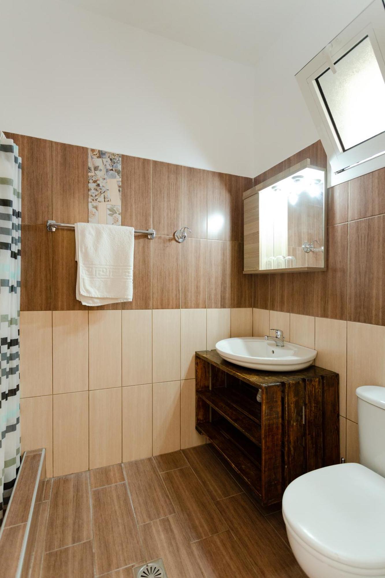 Christos Studios And Family Apartments Stegna Ruang foto